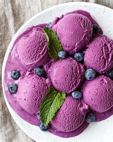 Blueberry ice cream. Things To Know About Blueberry ice cream. 